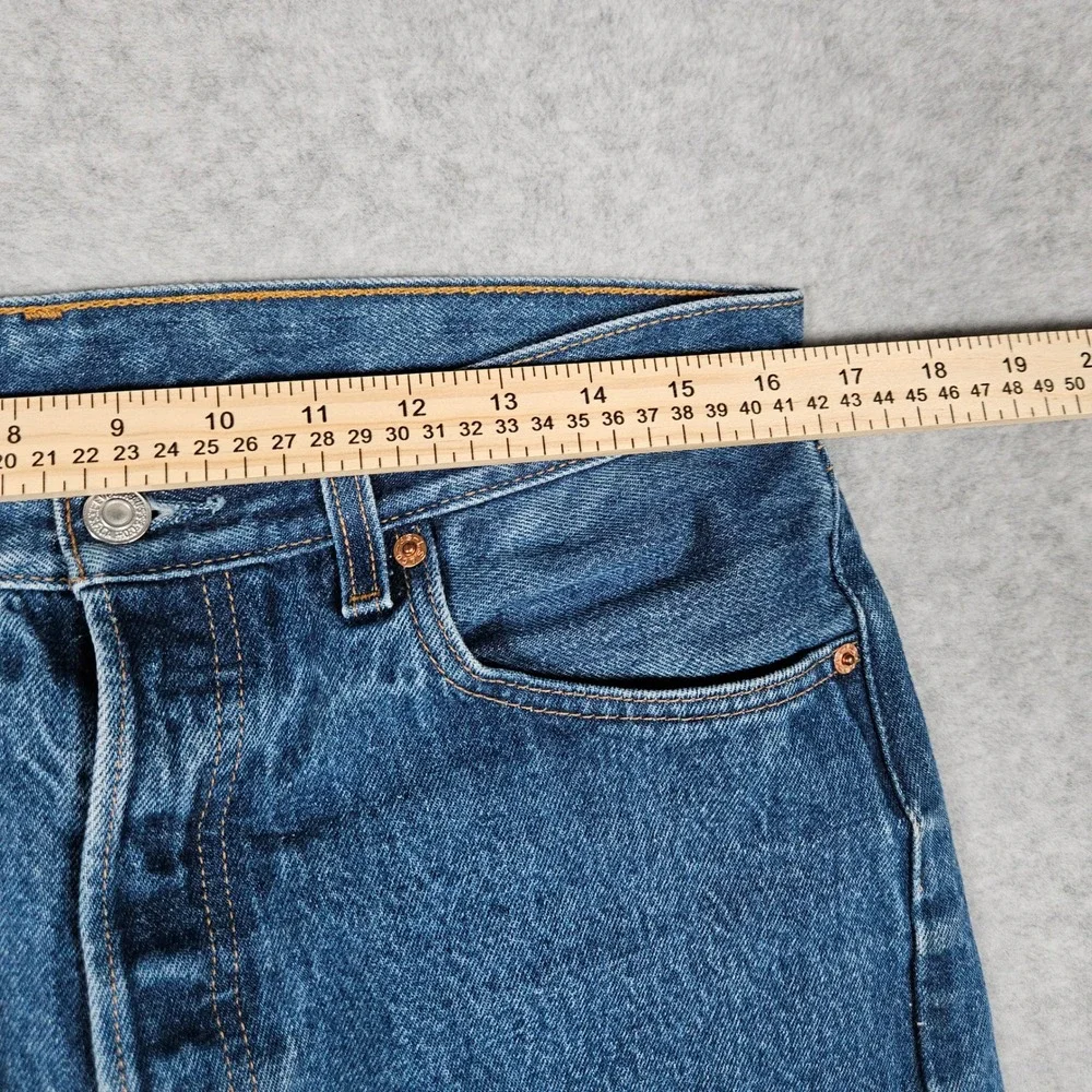 Vintage Levi's Men 34x33 Blue Denim Jeans 501xx Straight Button Fly (Fits 33x30)